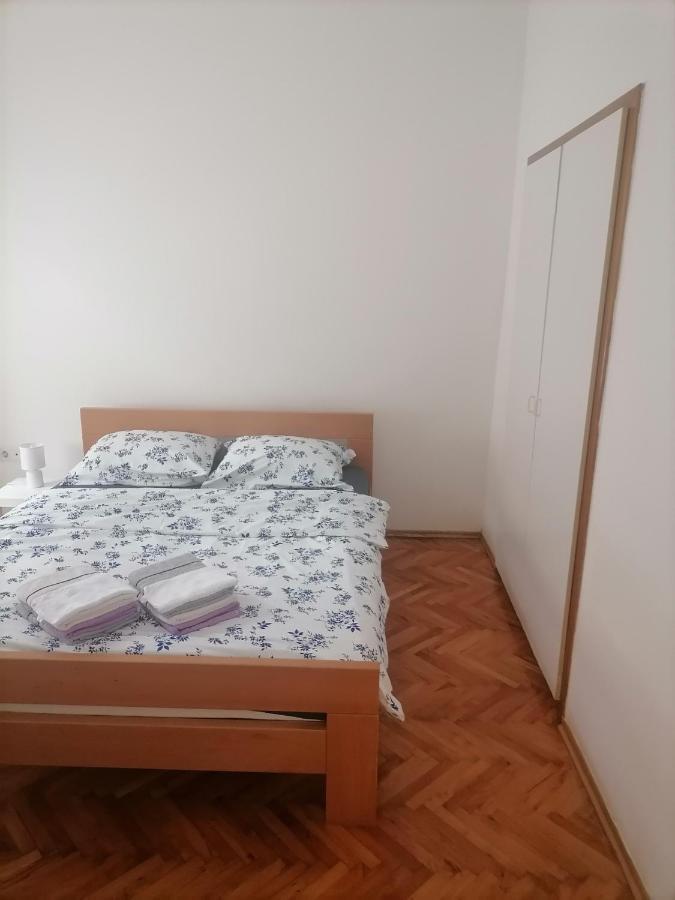 Apartman Semren Lägenhet Zagreb Exteriör bild